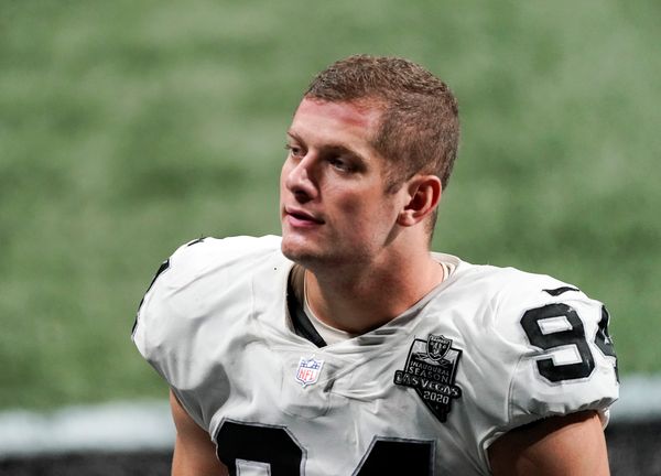 Column: Nassib Coming Out Barely a Blip for Unbeaten Raiders