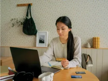 How to Make Smart Money Moves in Your 30s and 40s