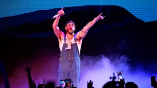 Petition to Replace Bad Bunny with George Strait for 2026 Super Bowl Halftime Show Surpasses 57,000 Signatures