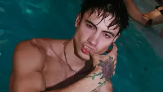 Fun and Sexy Aaron Fuller is a New Kind of Celebrity