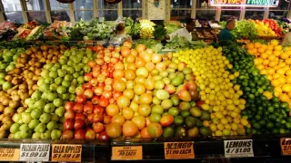 New Dietary Guidelines Urge Americans to Avoid Processed Foods and Added Sugar